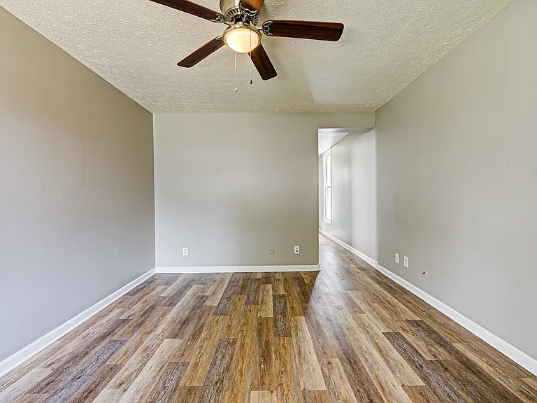 1307 E Market St #1 — Photo 4