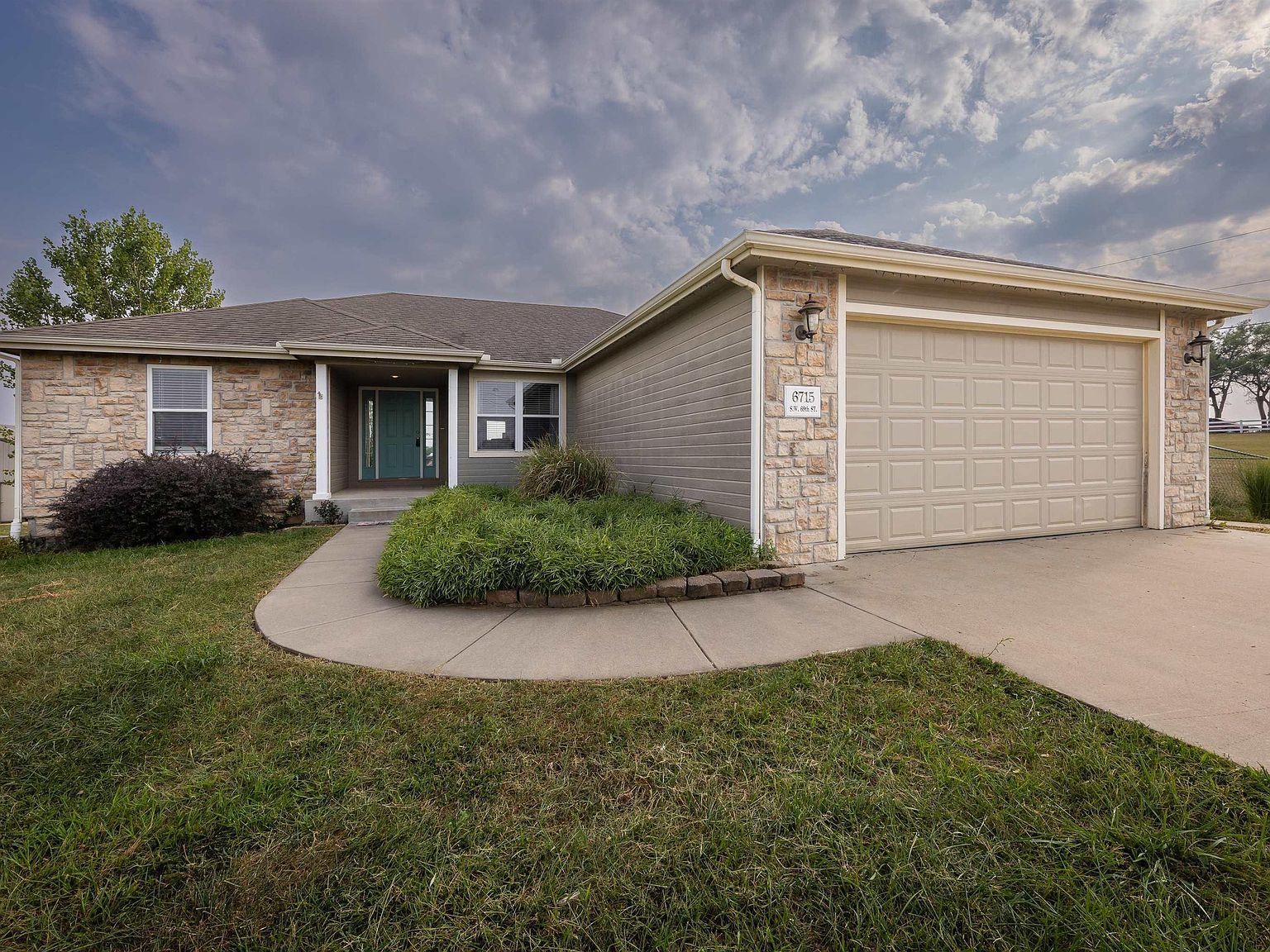 6715 SW 69th St, Auburn, KS 66402 Zillow