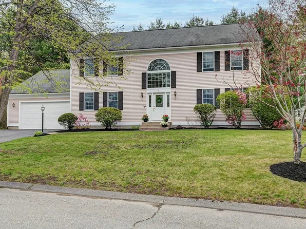 14 Tobin Dr, Maynard, MA 01754