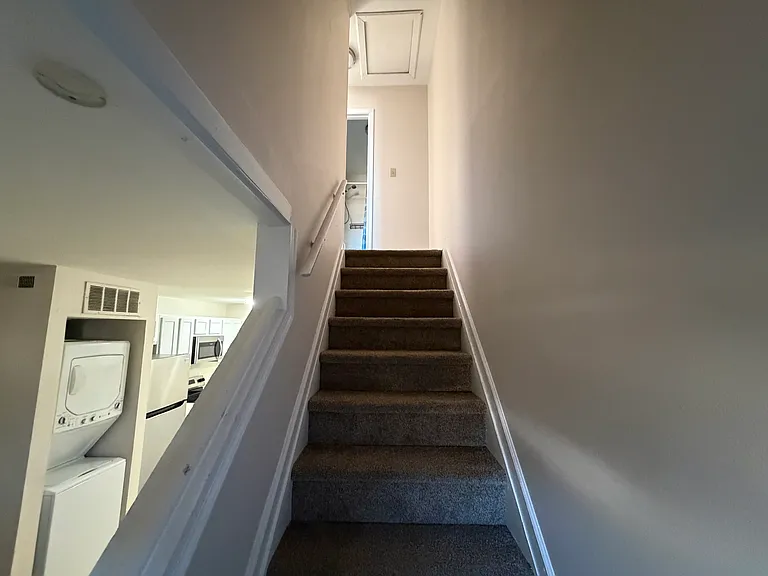 700 Kecoughtan Rd #C — Photo 10