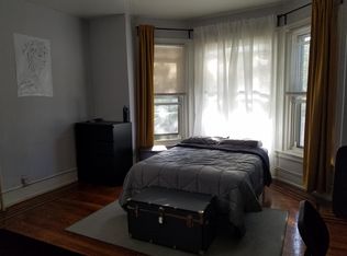 331 N 34th St #2F, Philadelphia, PA 19104