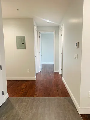 Rented by 18 REALTY | media 8