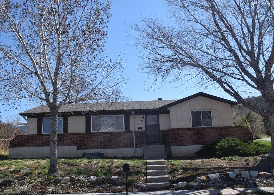 1st image of 422 Maplewood Dr