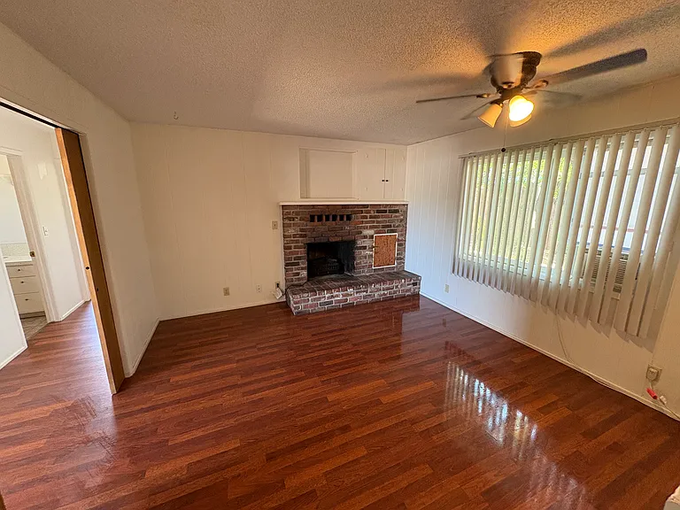 710 Oak St #712 — Photo 2