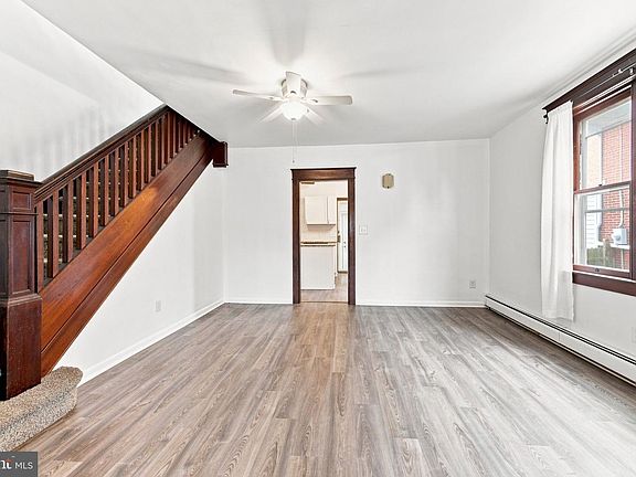 3rd image of 114 E Smith St