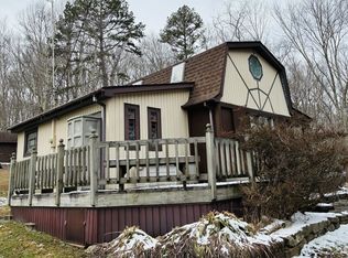 27235 Price Strong Rd, Vinton, OH 45686