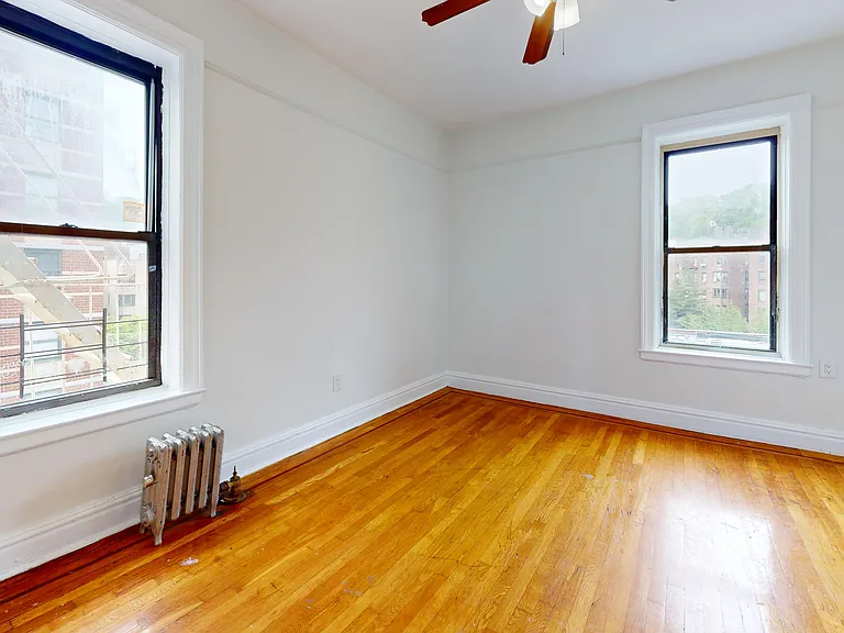 610 W 196th St #6A — Photo 11