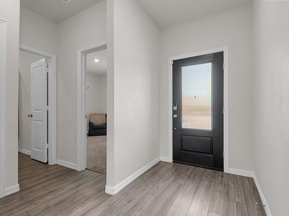 5th image of 1711 Stonefield Dr