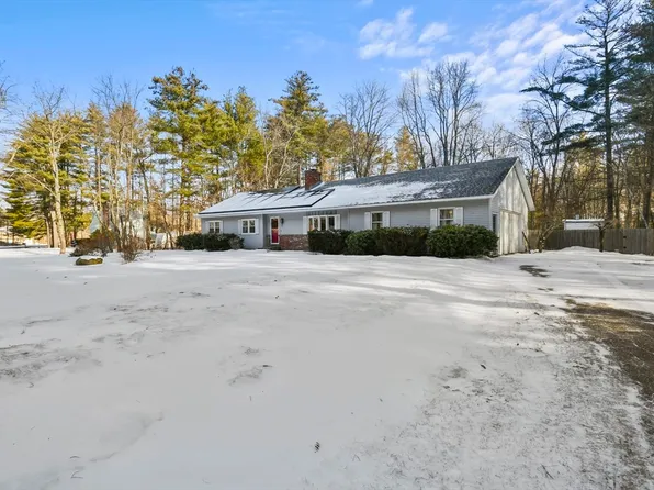 8 Pearl Brook Rd, Townsend, MA 01474