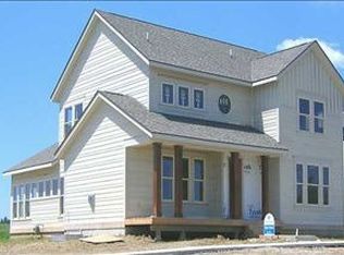 5595 Flagstone Way, West Des Moines, IA 50266