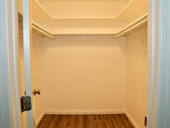 5th image of 1817 W St APT 5