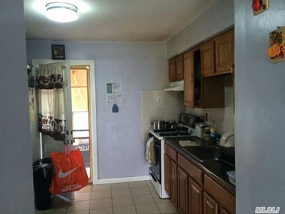 2nd image of 346 43rd St