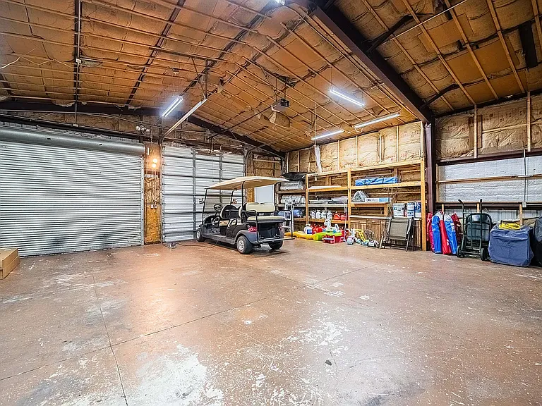 5905 Whispering Pines Rd — Photo 48