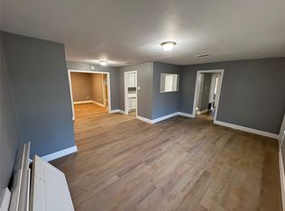 5831 Lyndhurst Dr, Houston, TX 77033