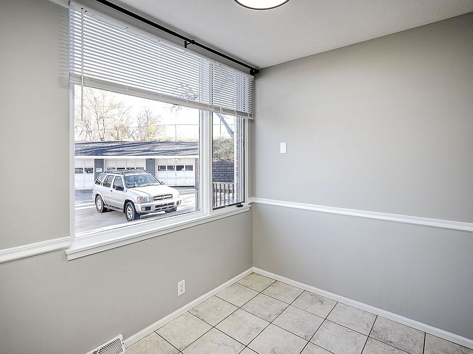 1st image of 4815 S 131st St APT 16