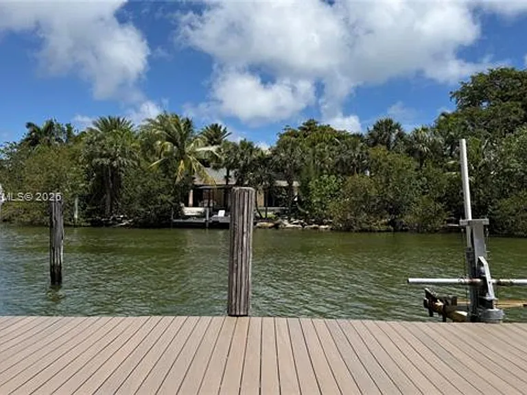 921 Belle Meade Island Dr #921 — Photo 9