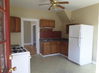 2809 S Greeley St #B, Milwaukee, WI 53207
