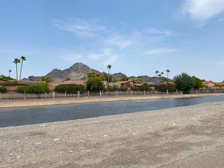 1712-1724 E Ocotillo Rd — Photo 133