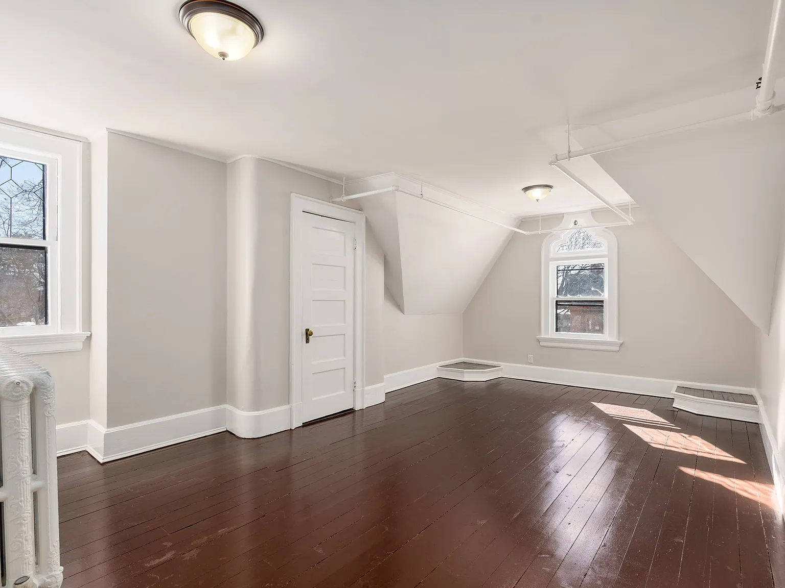 1 bed, 375 sqft, $1,700 — Photo 2