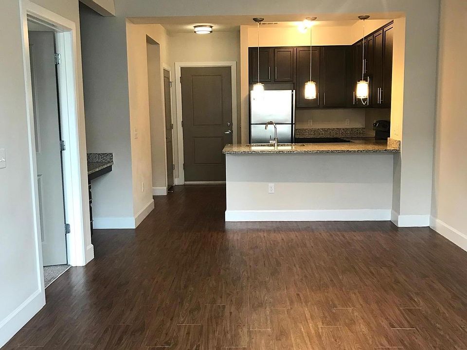 1st image of 1237 Lake Baldwin Ln Unit 106