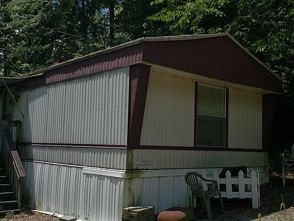 4th image of 135 Apple Valley Dr