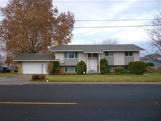 1st image of 3916 W Hood Ave