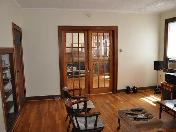 5th image of 163 Arcadia Ave