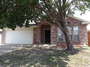 4710 Grovewood Dr, Garland, TX 75043