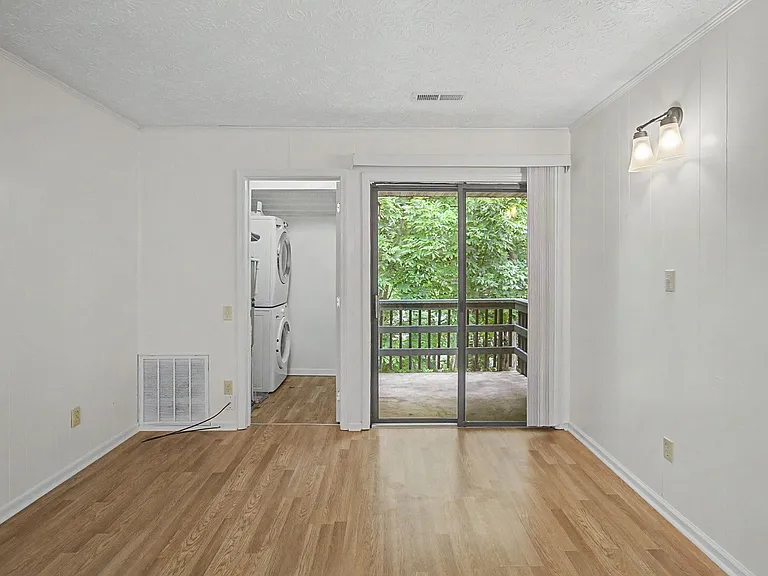 19 Shanna Dr — Photo 25