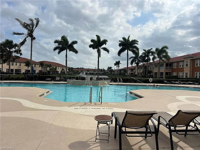 10300 Via Colomba Cir — Photo 44