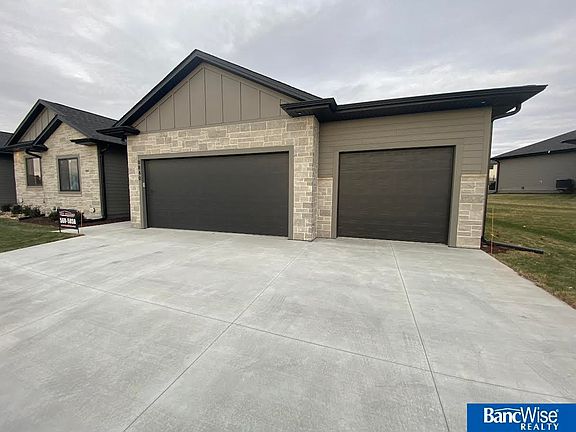 2nd image of 8840 Augusta Dr