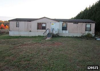 129572X-1.jpg