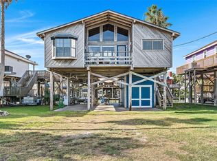 235 Anchor Dr, Freeport, TX 77541
