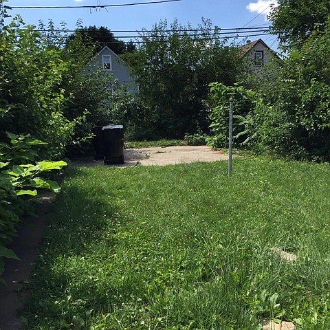 1st image of 8432 S Saginaw Ave