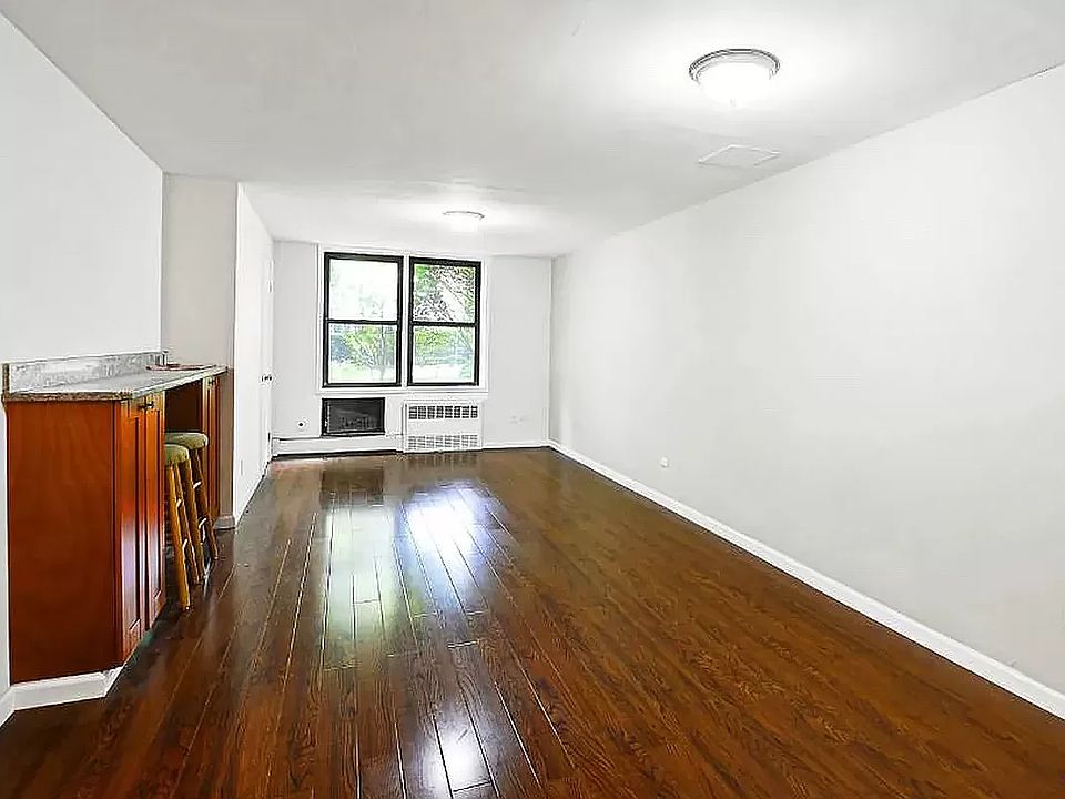 1st image of 35-20 Leverich St #104