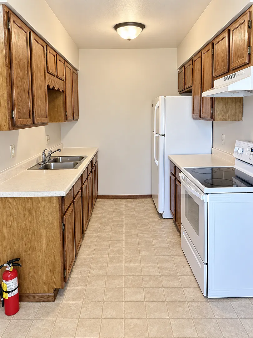 611 Dutchman Drive — Photo 3