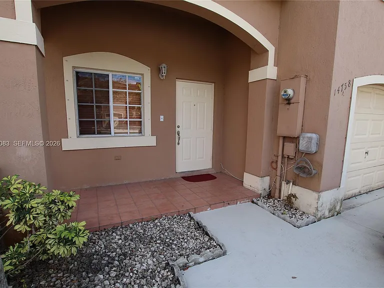 14758 SW 9th Ln — Photo 6