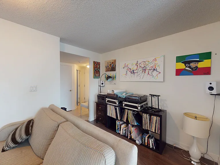 816 Lansdowne Ave #1209 — Photo 27