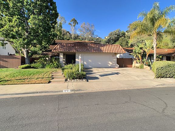 2nd image of 1541 Wyatt Pl