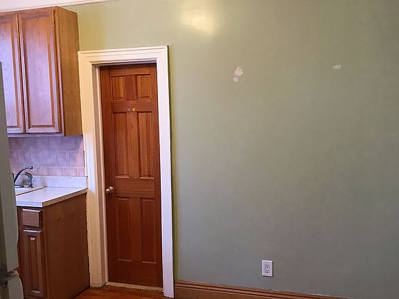 5th image of 711 Euclid Ave APT 1