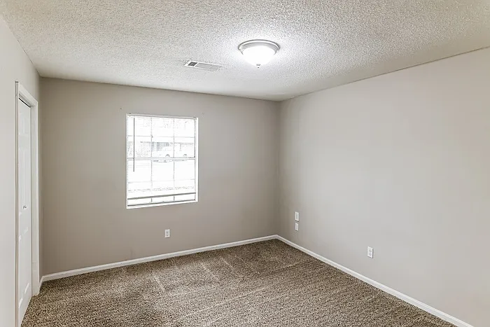 4557 45th St E — Photo 9