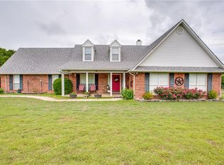 144 Love Trail Ct, Paradise, TX 76073