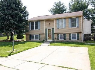 79 Washington Ln, Westminster, MD 21157