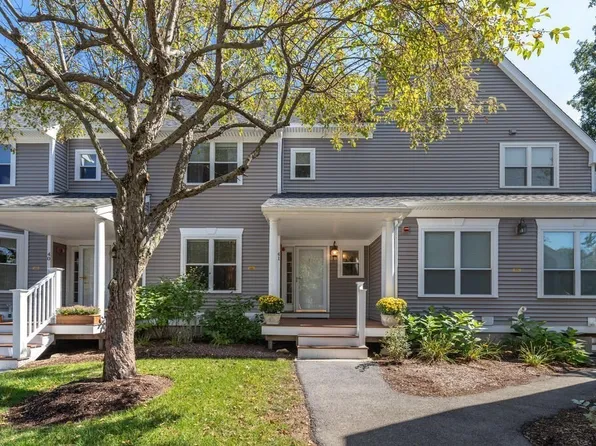 41 Hill Cir, Burlington, MA 01803