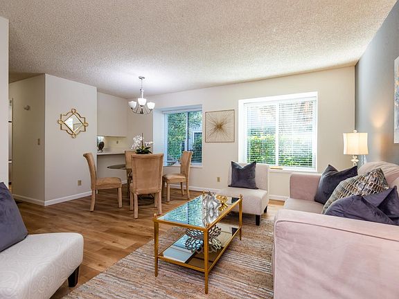 2nd image of 511 Channing Ave