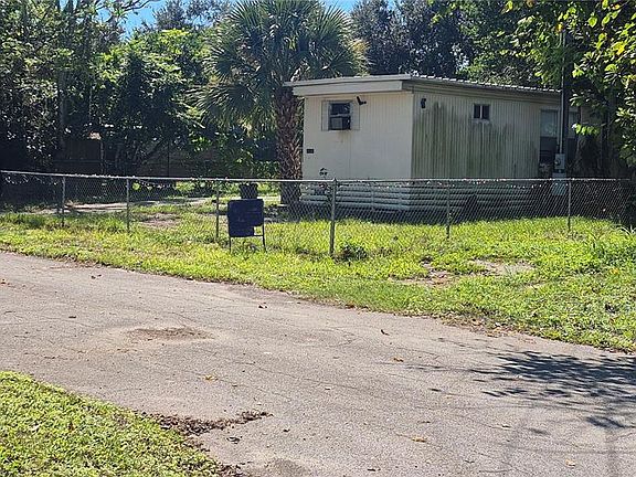 4th image of 11221 RAMPART LANE
