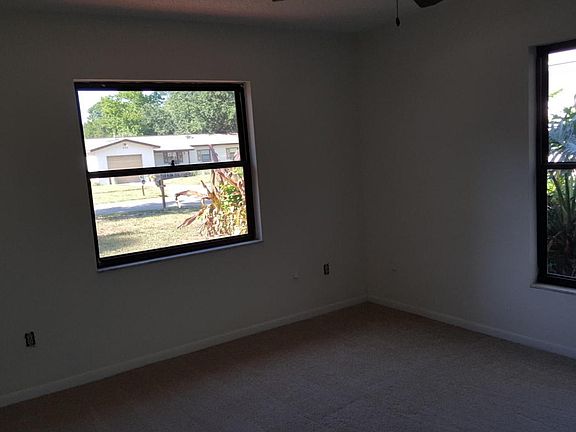 5th image of 475 Delespine Ave