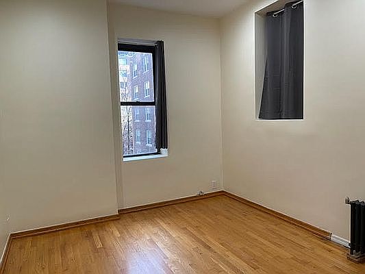 5th image of 342 W 56th St APT 4D