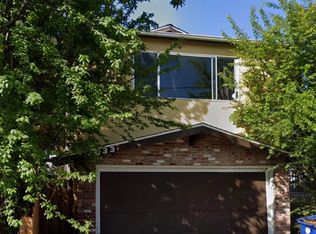4033 Fullington St, Oakland, CA 94619