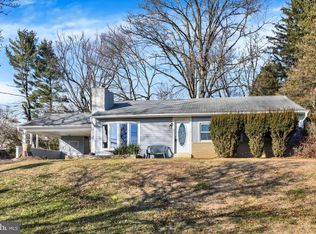 5924 Devonshire Heights Rd, Harrisburg, PA 17112